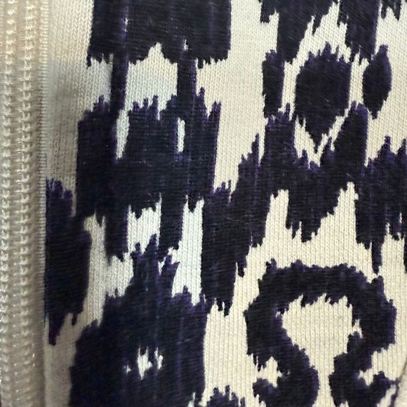 Lululemon Scuba Hoodie Black White Ikat Print – Women’s XS/S - Picture 6 of 9